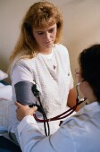 Too Few Americans Aware of Their High Blood Pressure: Study