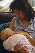 Mom's Epilepsy Drugs Appear Safe in Breast Milk