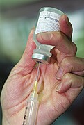 Just Half of Nursing Home Staff Getting Flu Vaccine