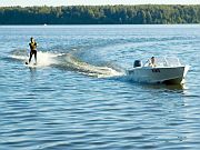 Safety Tips for Water Skiing and Wake Boarding